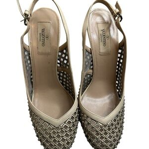 Valentino beige women heels size 8.5